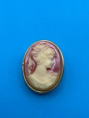 Cameo Necklace